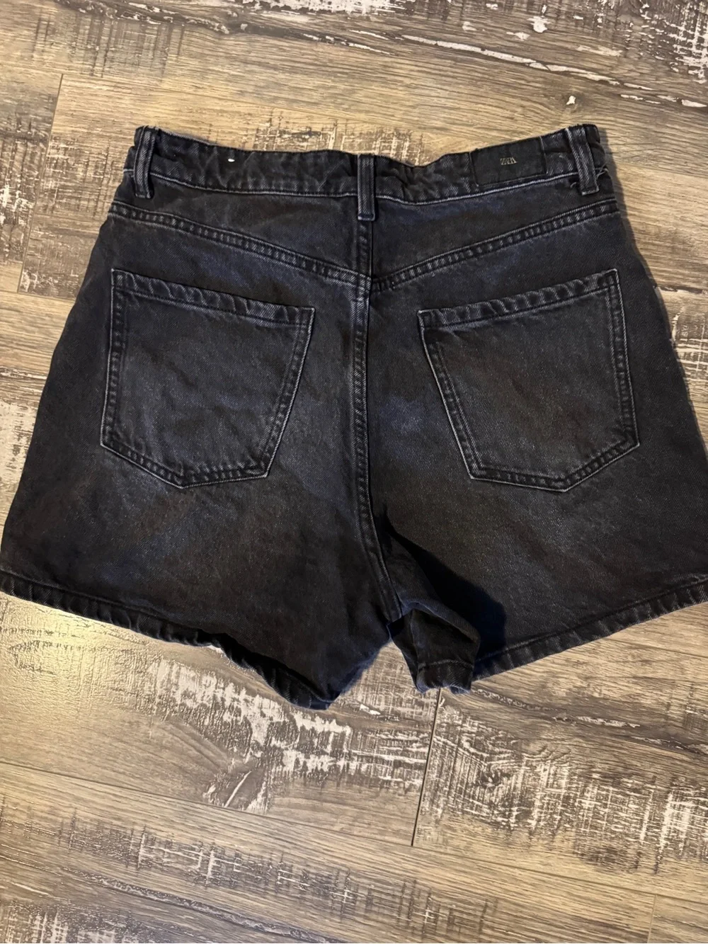 Zara size 10
